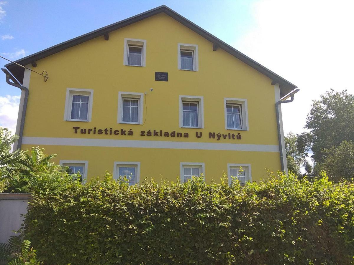 Hotel Turisticka Zakladna U Nyvltu Martínkovice Exterior foto